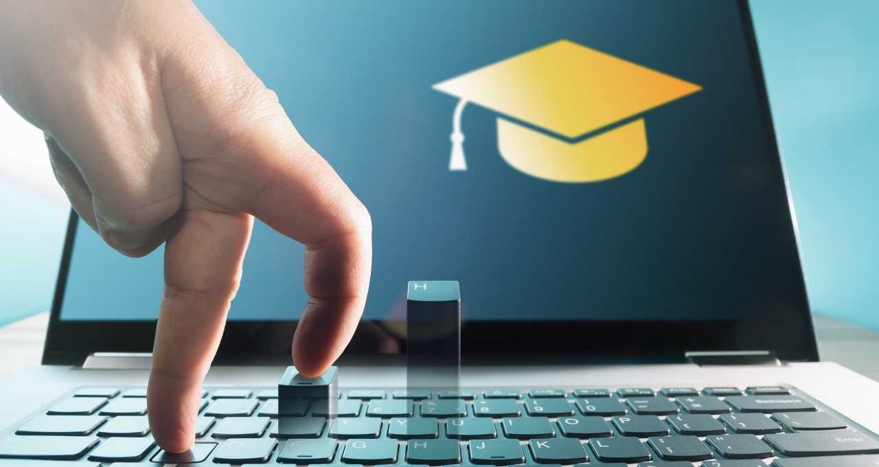 Cursos Coringa para Turbinar seu Currículo e Conquistar Empregos